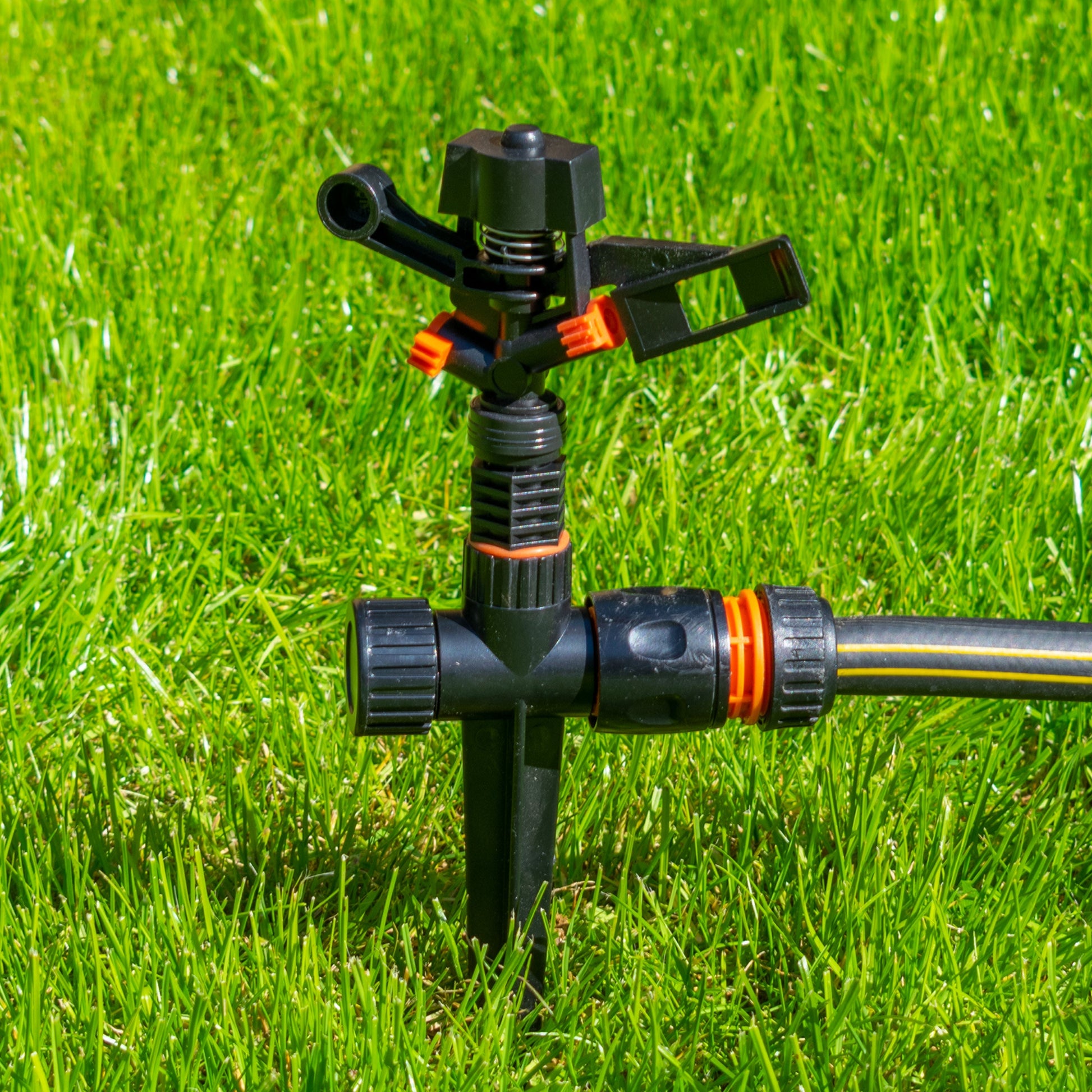 Pulsating Lawn Sprinkler on Spike - Eco Line-4