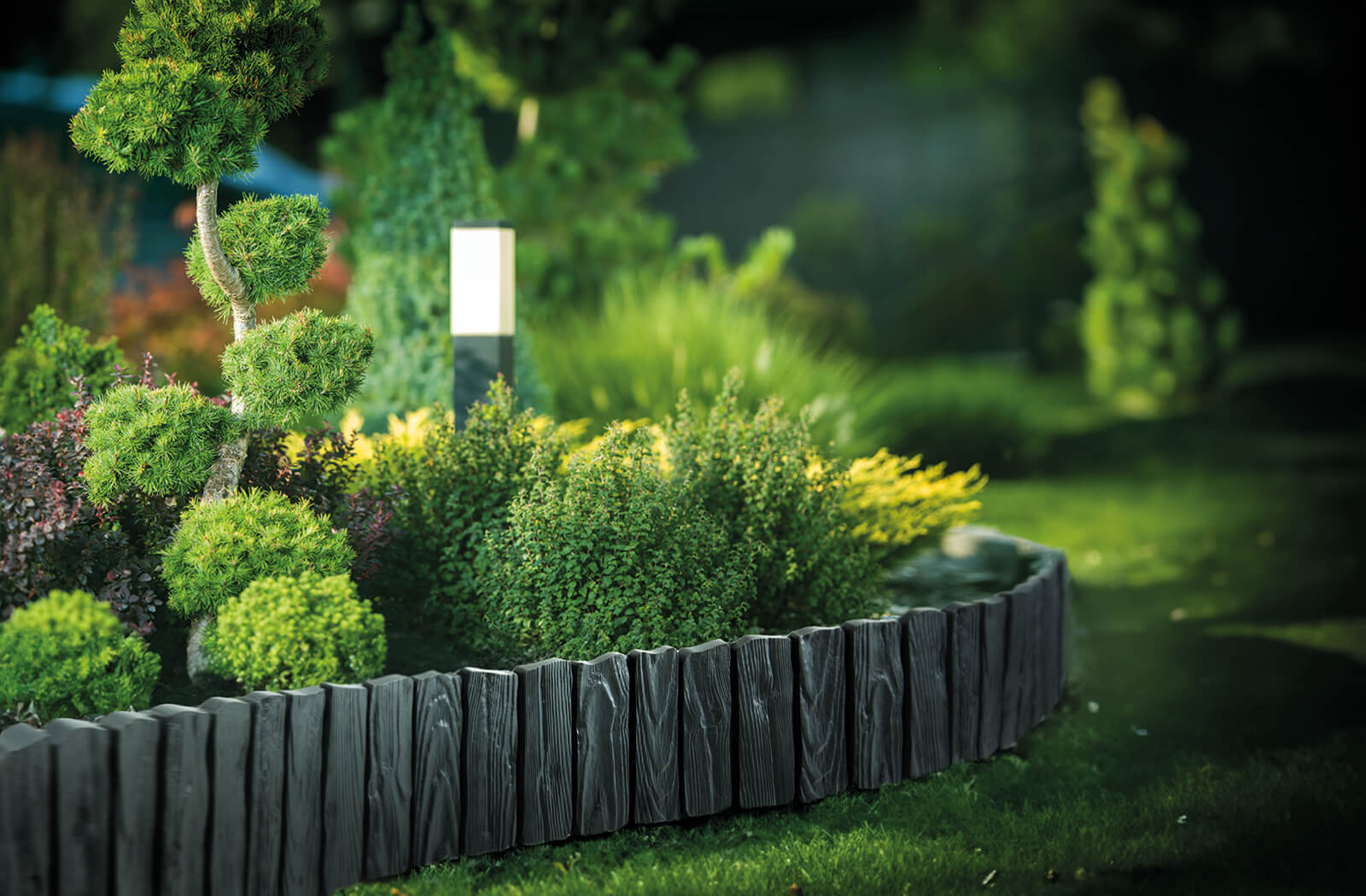 Lawn Edging, Plastic Palisade Wood Effect, 2.32m, Brown-4