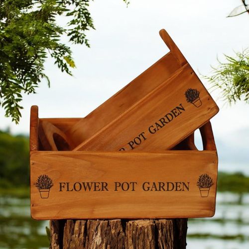 SET 2 WOODEN FLOWER PLANTERS
